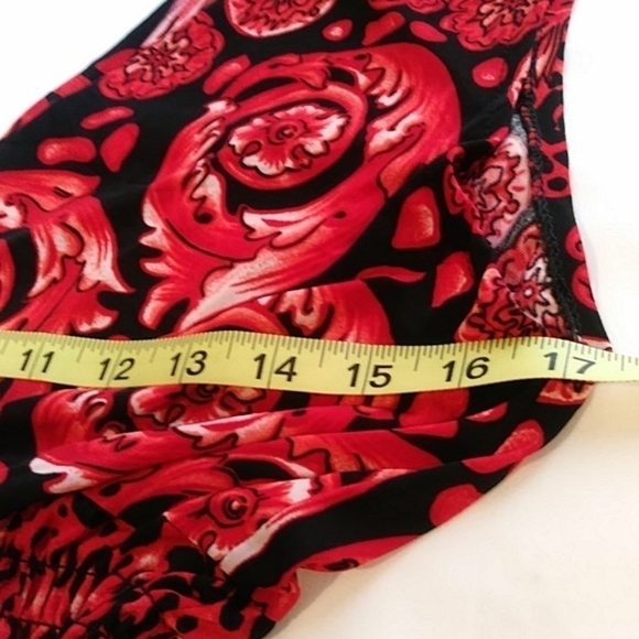 Romantic SiNI medium romper jumper - Picture 13 of 14